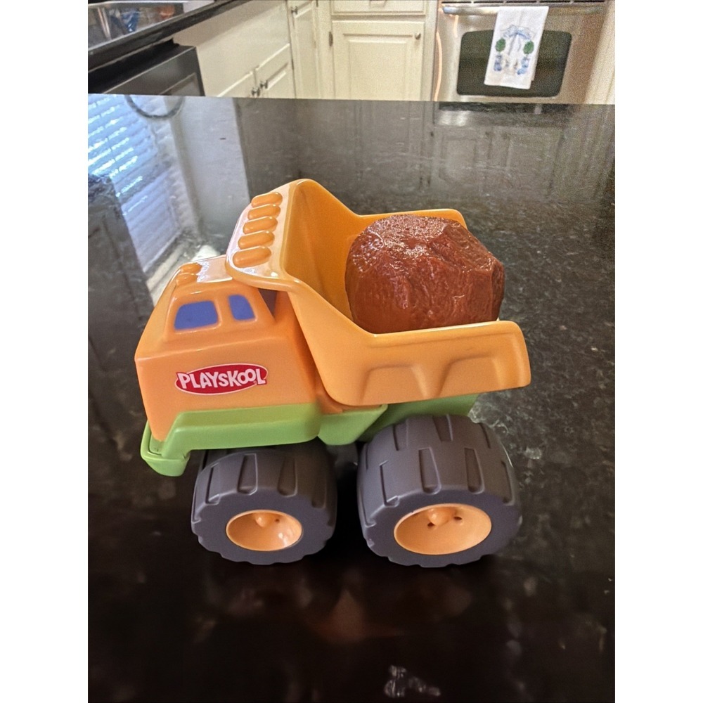 Vintage 2002 Hasbro Rock Dump Truck. Pull the rock truck shakes Playskool Works
